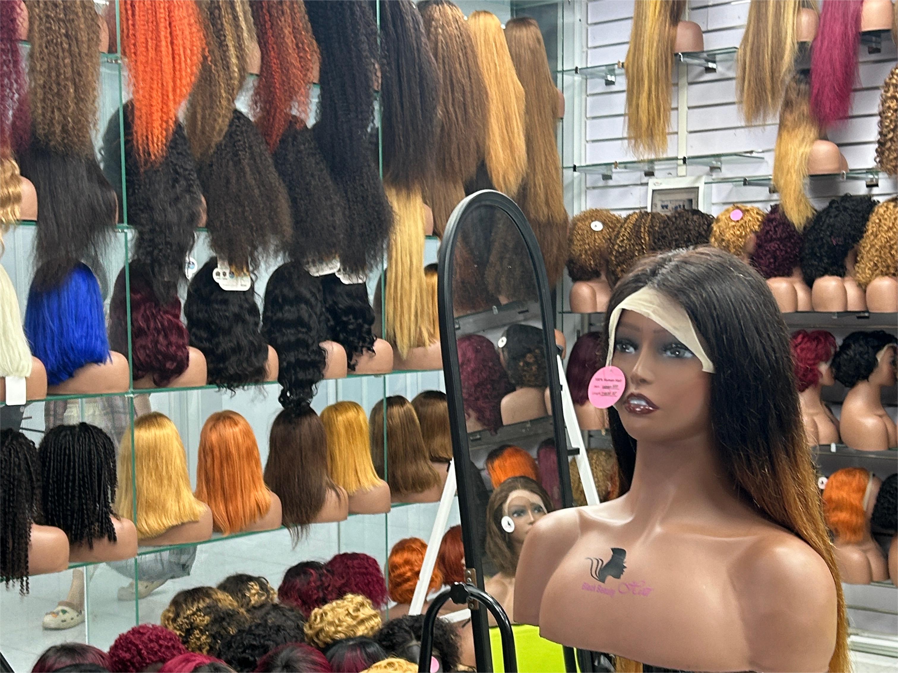JAJA sourcing girl came to the wigs market