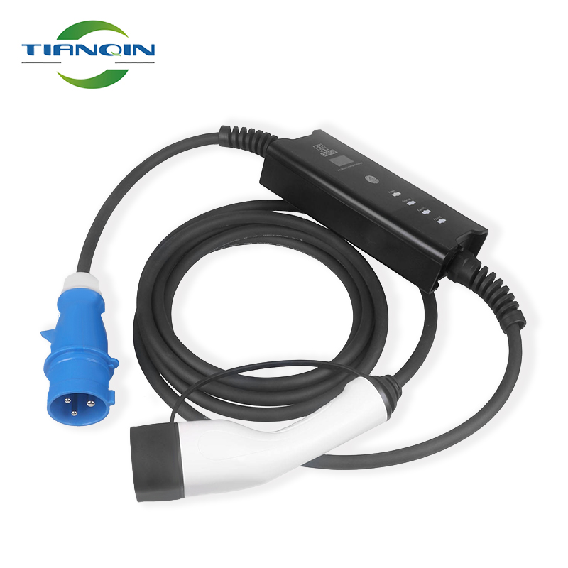 High Quality Fast Charging Portable EV Charger 32A 7KW EU Standard Charger Type2 IP67 Waterproof Mode 2