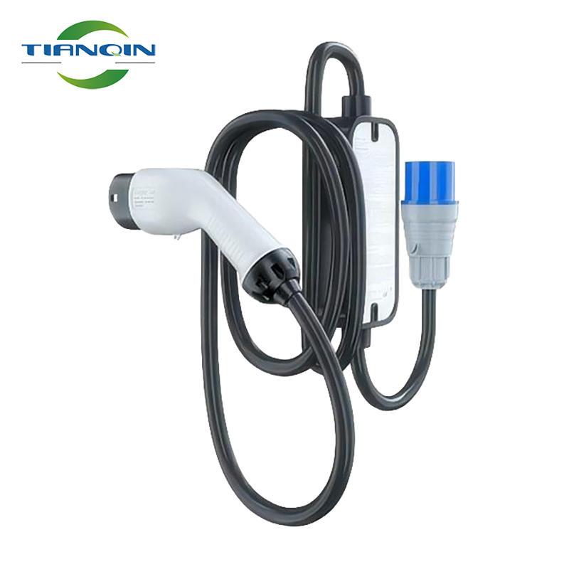 Pistola de carga de vehículos eléctricos de nueva energía 3.5KW / 7KW cargador EV portátil de carga a bordo