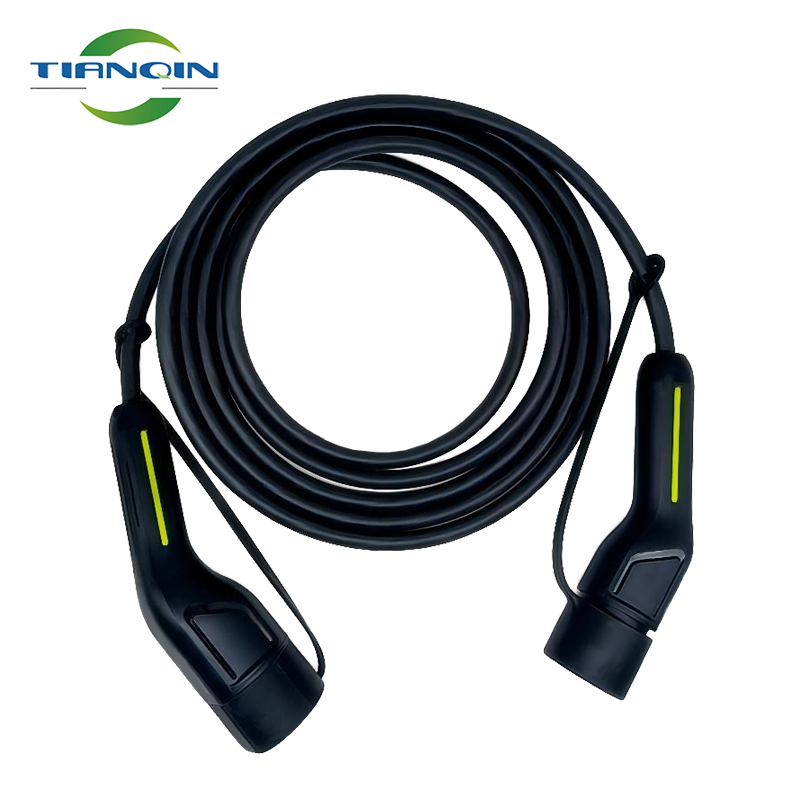 Car Ev Charging Cable Type 2 Portable Ev charger 16A 250V Type2 to Type2 Portable SmartFast Charging Ev 充電器