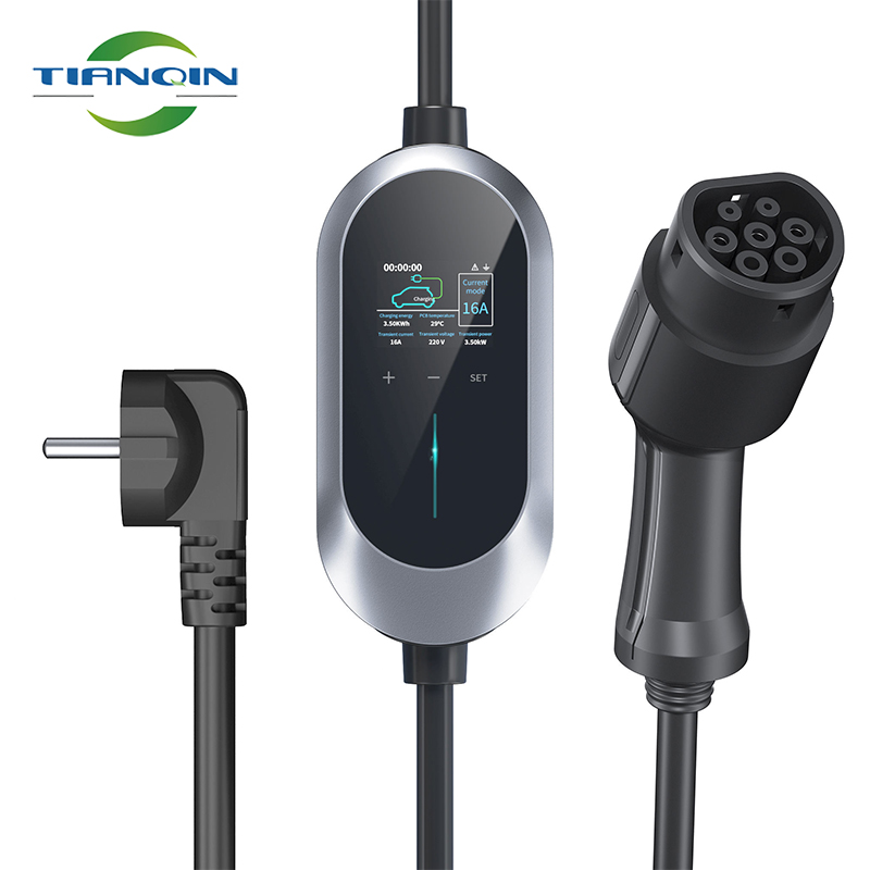 High Quality Electric Vehicle Ladegerät 3.5KW 7KW EU Standard Type 2 GBT Electric Car Charging Station Portable EV Ladegerät