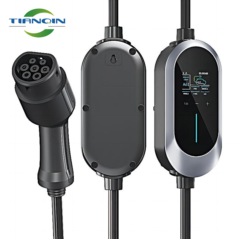 High Quality Electric Vehicle شاحن 3.5KW 7KW EU Standard Type 2 GBT Electric Car Charging Station Portable EV شاحن