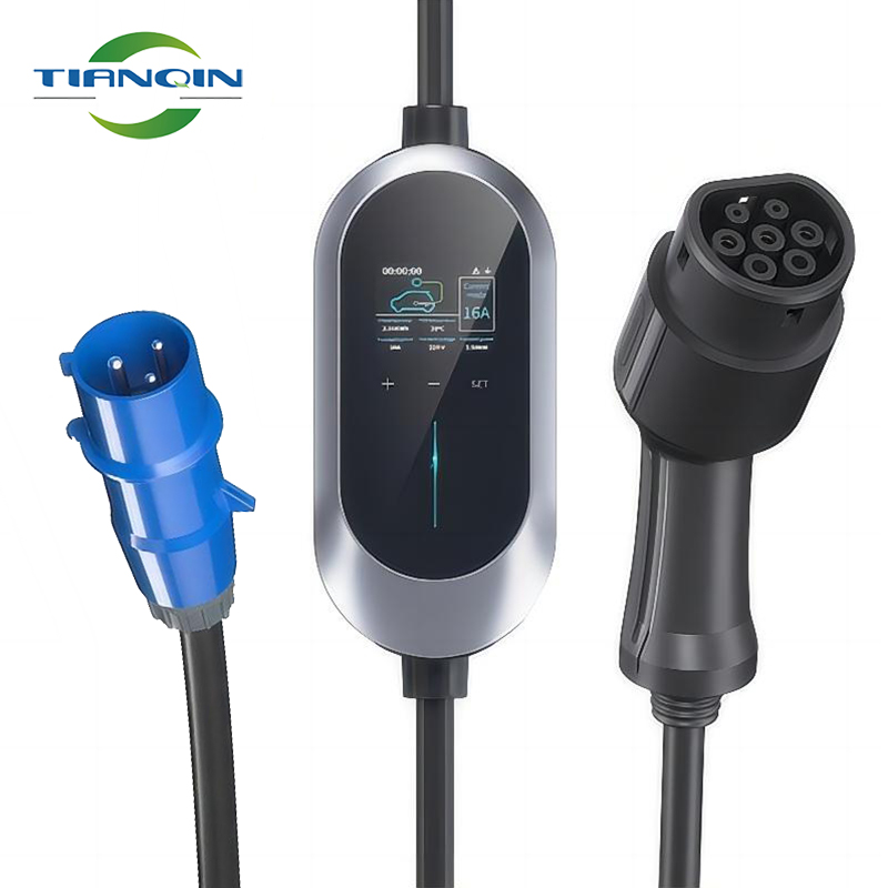 High Quality Electric Vehicle شاحن 3.5KW 7KW EU Standard Type 2 GBT Electric Car Charging Station Portable EV شاحن