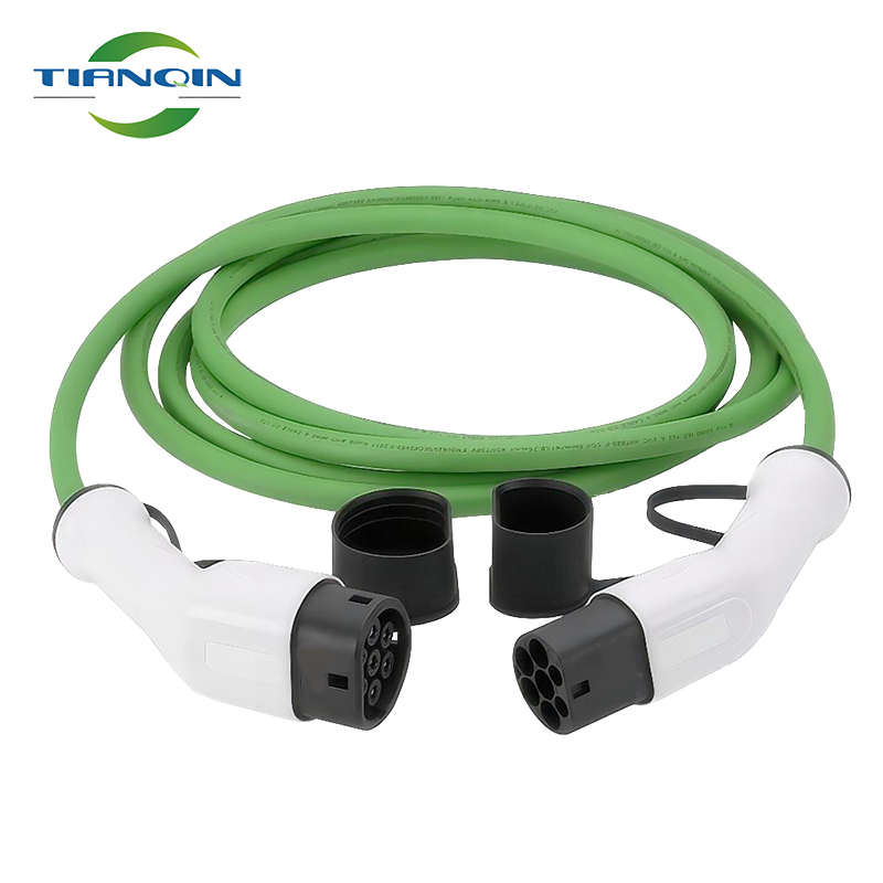 1 Phase 3 Phase 16A 32A Portable EV Car شاحن Extension Cable EV Connector Type 2 To Type 2 EV Charging Cable