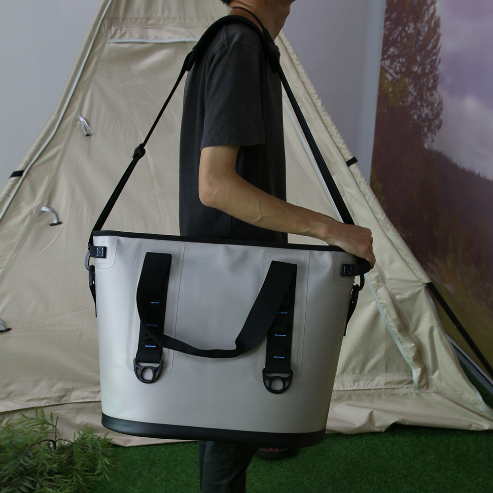 30L Tote coolers