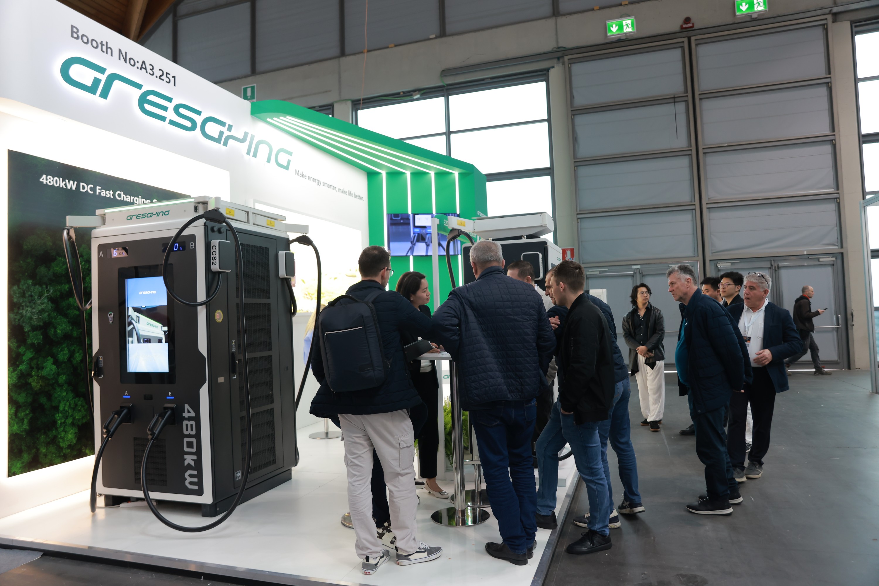 Speed Meets Versatility: Gresgying Powers AC to DC Charging at KEY ENERGY Italy