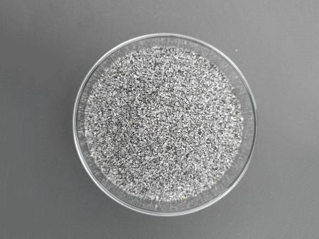 Glass beads for grinding