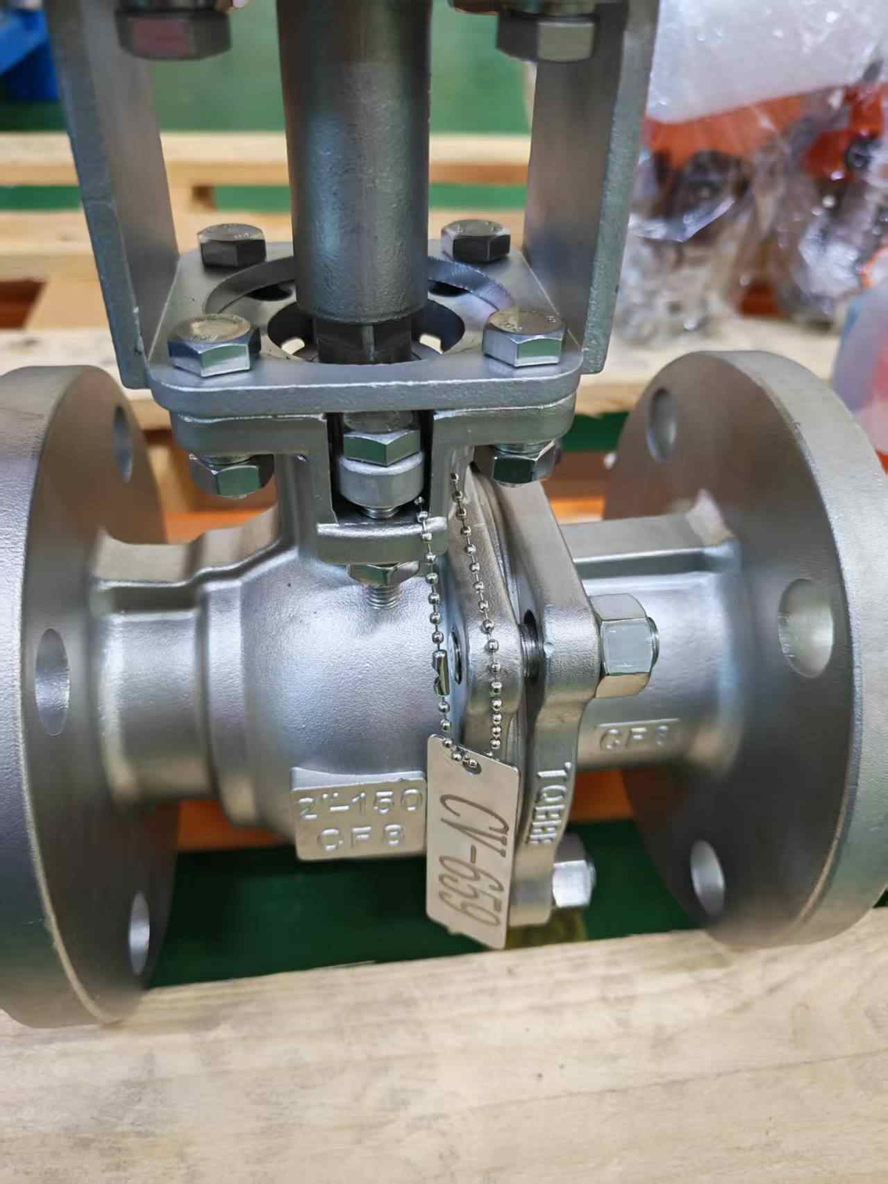 flanged-industrial-ball-valve-detail