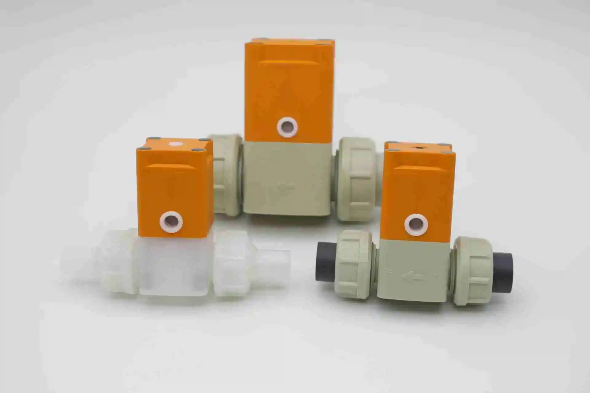 chemical-resistant-plastic-valve-range
