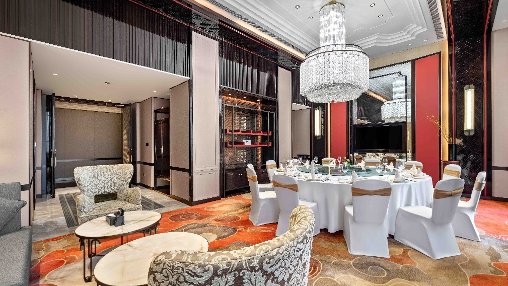 What Is Custom Contract Furniture and Who Orders It?