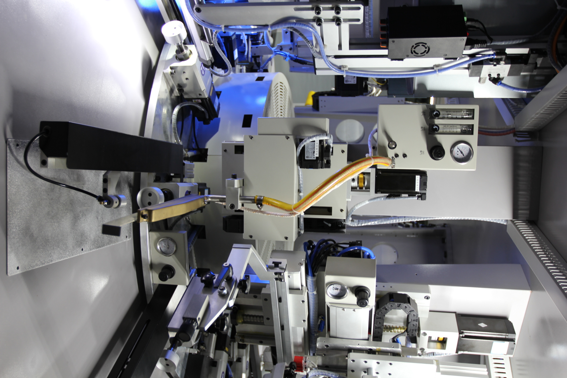 Flame Treatment vs Plasma Treatment Before Screen Printing: How to Choose the Right Surface Activation Technology?
