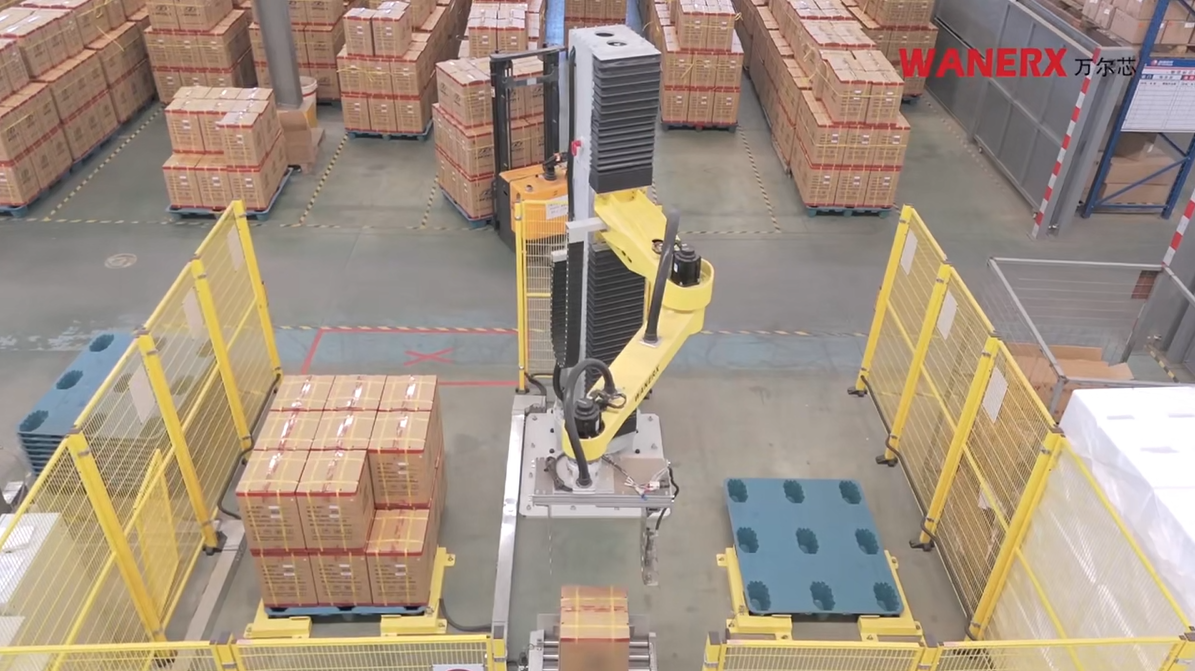 Motorcycle Power Line Column Carton Stacking Everest Motorcycle Customer Case