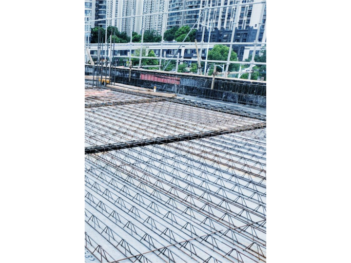 UHPC Thin Composite Panels