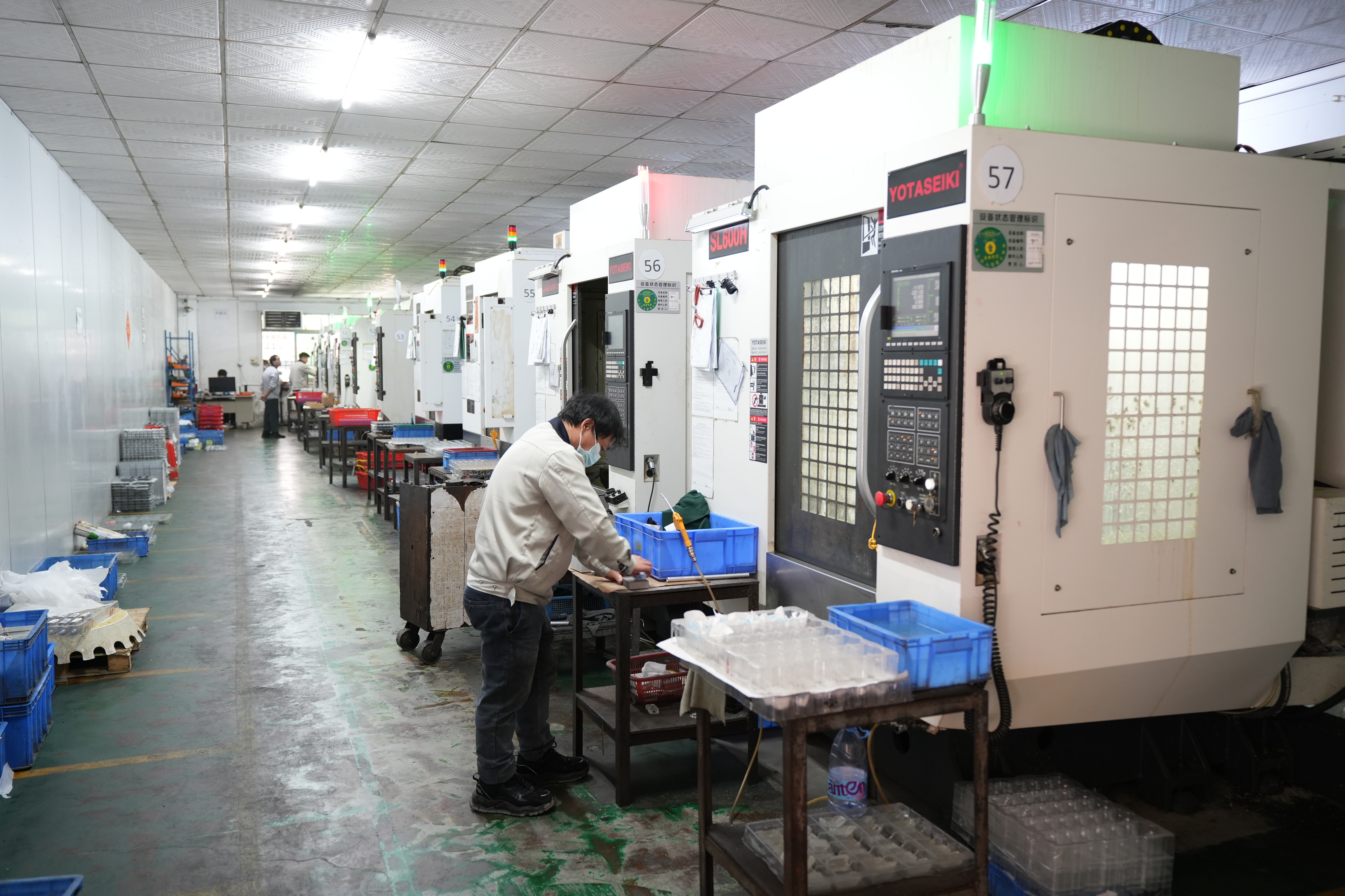 Industrial CNC Machining at SHENGQI LIGHTING