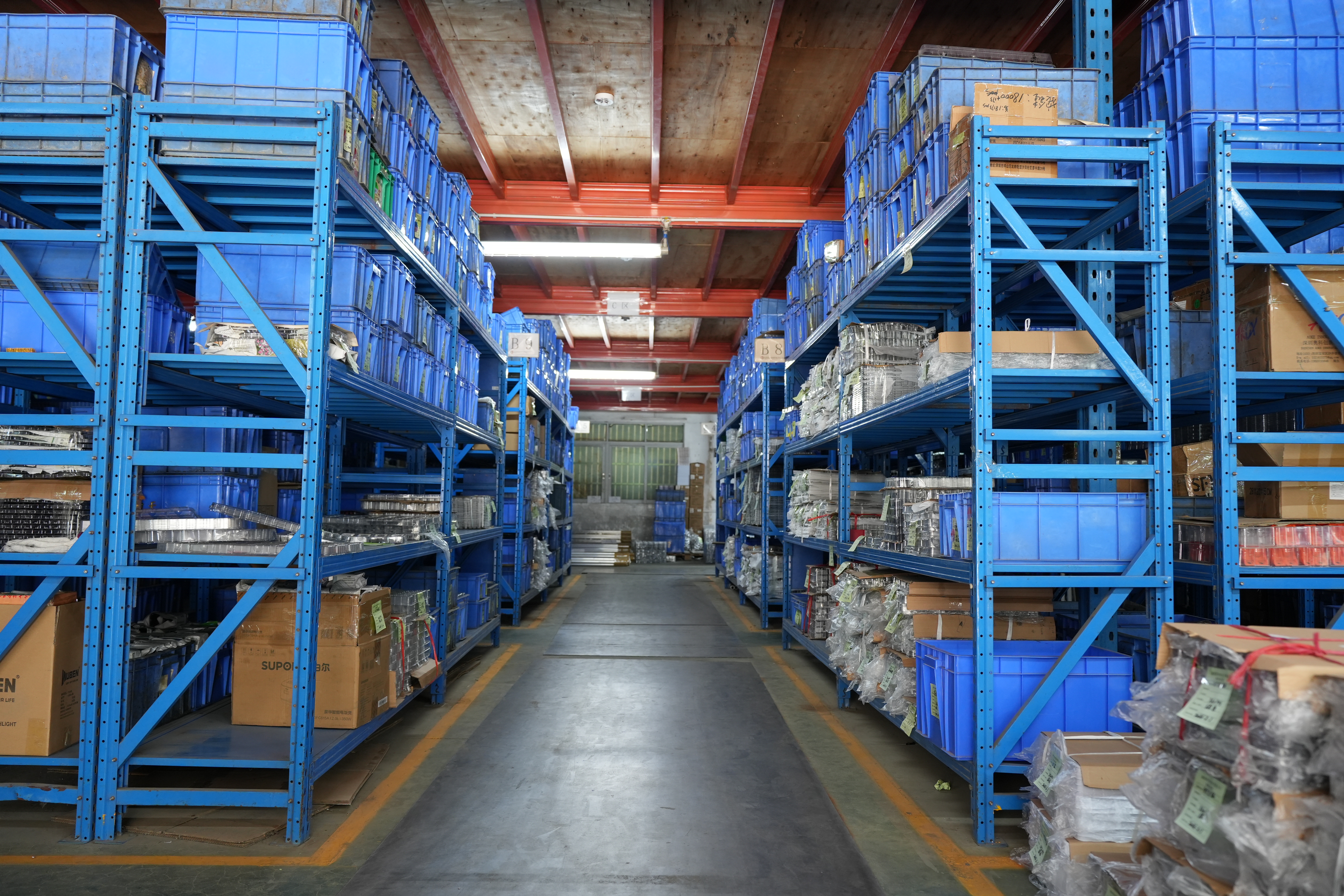 Top Outdoor Flashlight Factory: SHENGQI LIGHTING's L86D 1021m Long Range Torch