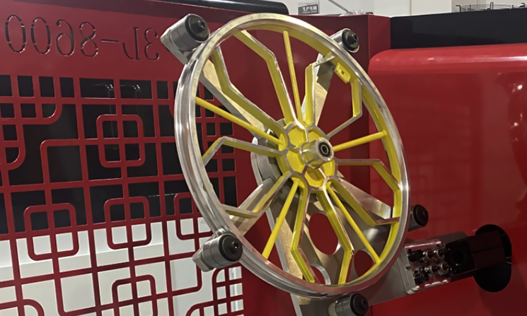 Wire bending + laser + robot integrated non-standard production line