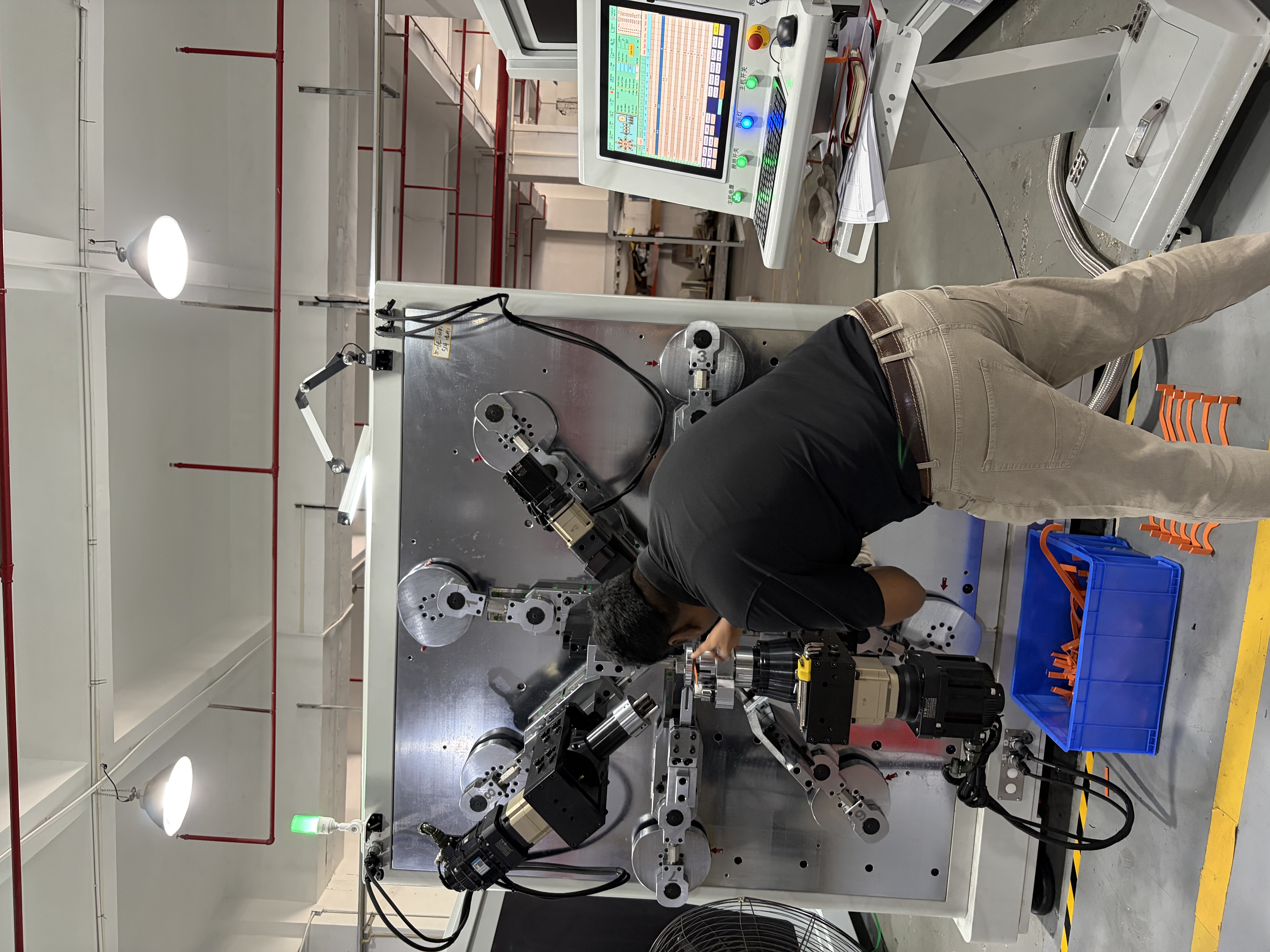 Comparison of Three Feeding Structures for Copper Aluminum Busbar Bending Machine: Track, Roller and Clamping Feeding