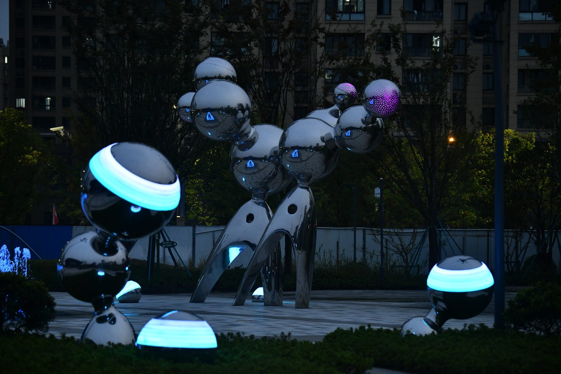 LIGHTING DISPLAY EFFECTS