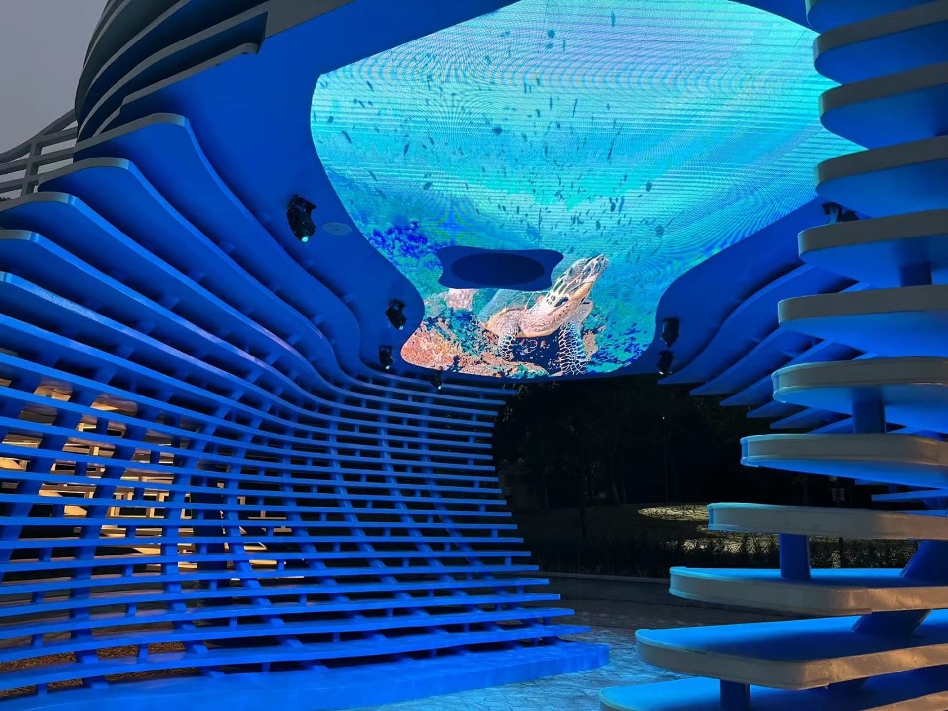 LIGHTING DISPLAY EFFECTS