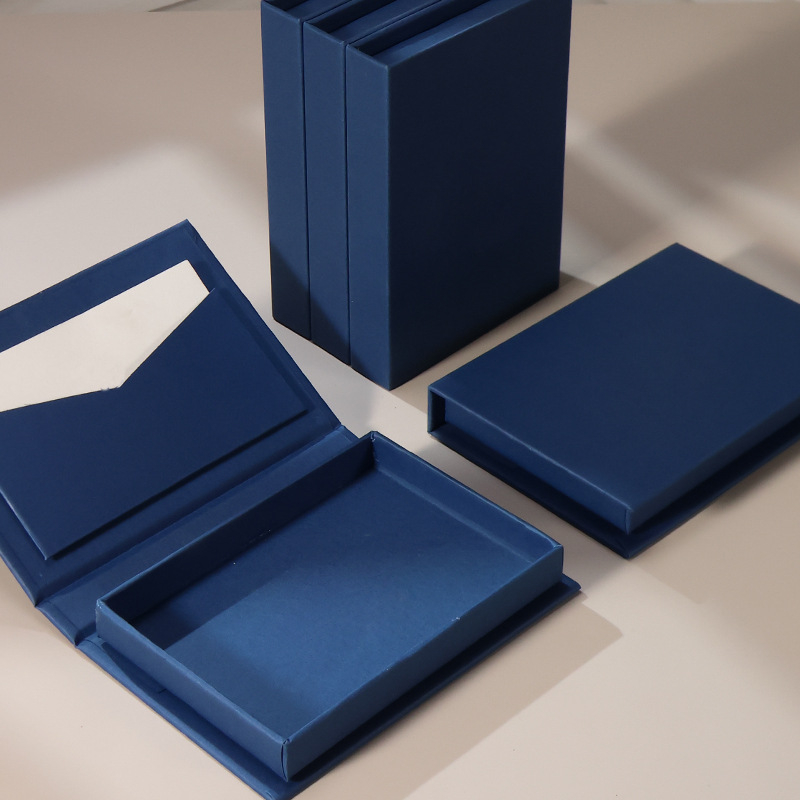 Luxurious Textured Rectangular Jewelry Box for Jewelry Brands