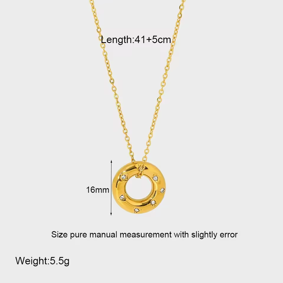 SSeeSY Contemporary Western Custom PVD 18k Gold Plating Waterproof Stainless Steel Pendant Necklaces with Zircon Stone