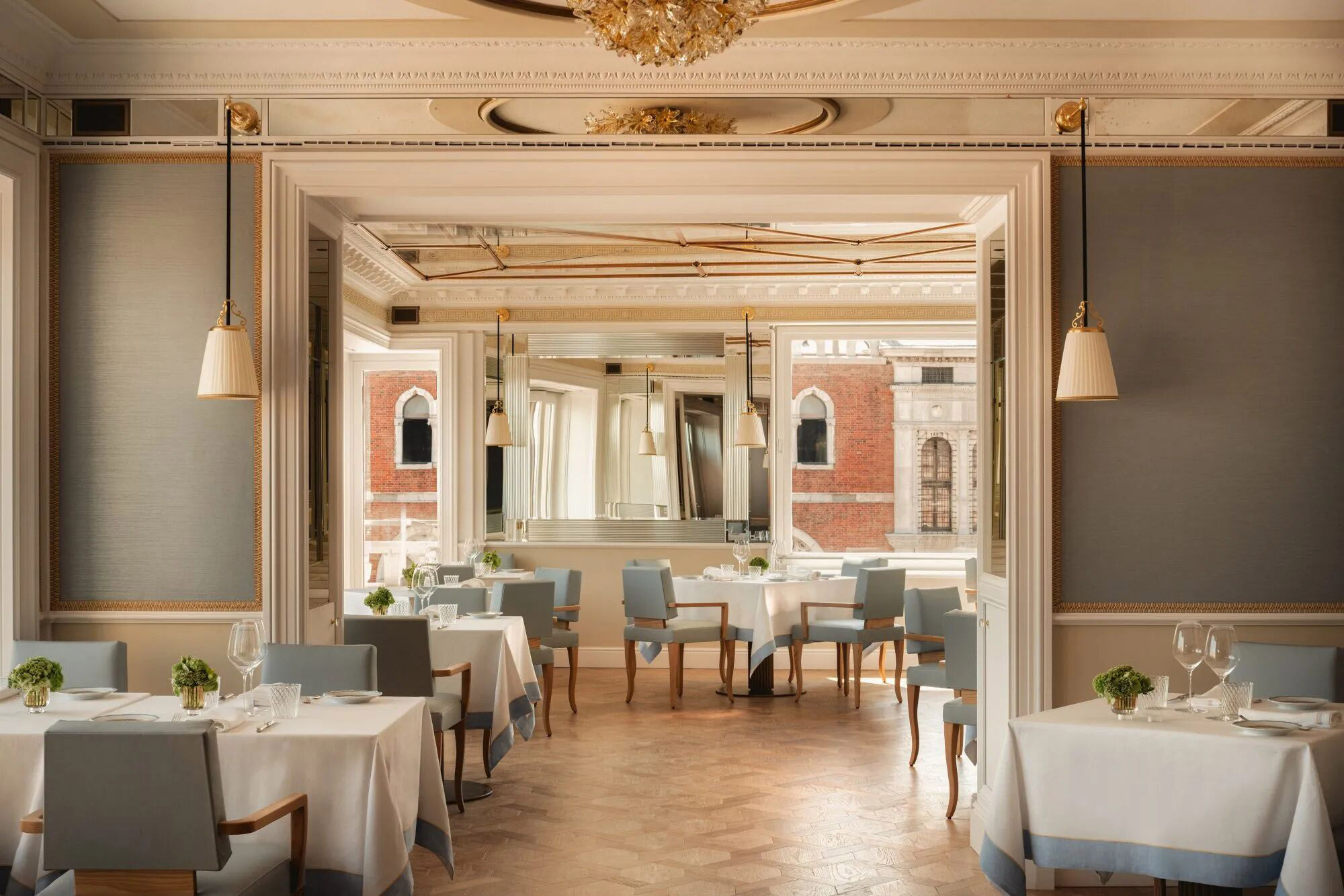 Luxury Hospitality Lounge & Dining