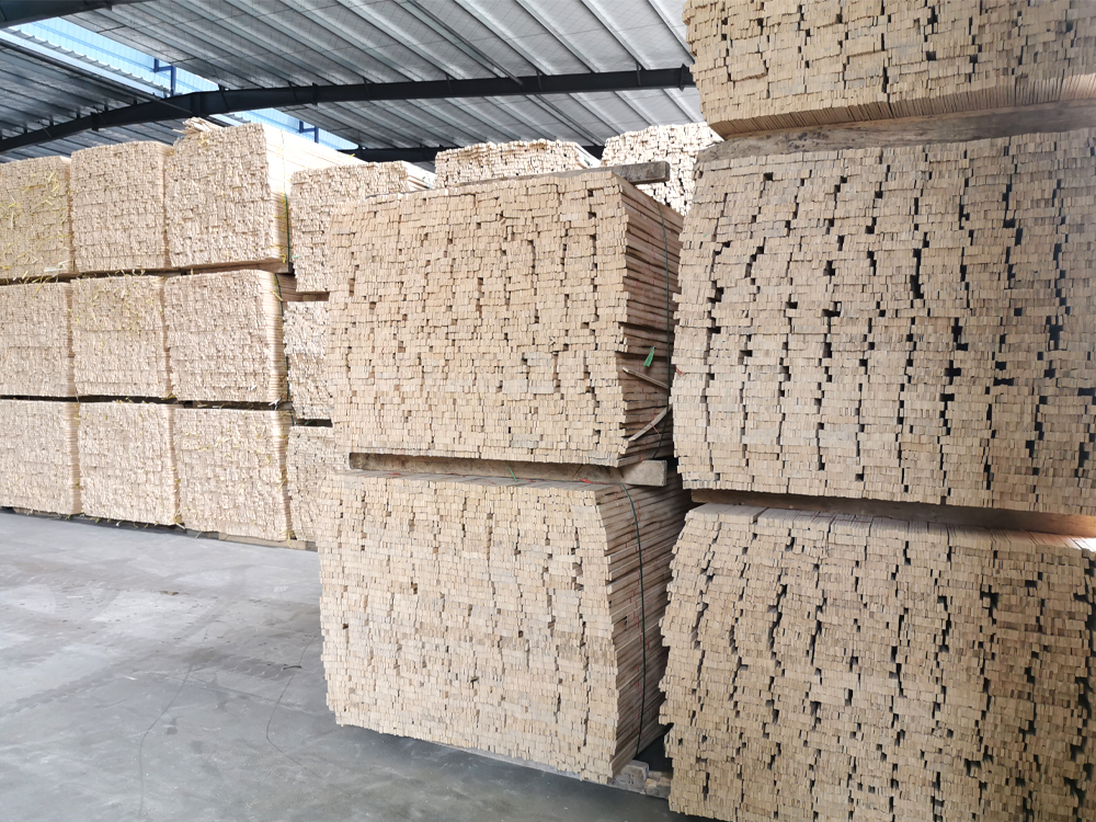 Bamboo Strips: Versatile Natural Material for Modern Design