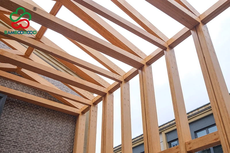 Outdoor bamboo corridor construction effect